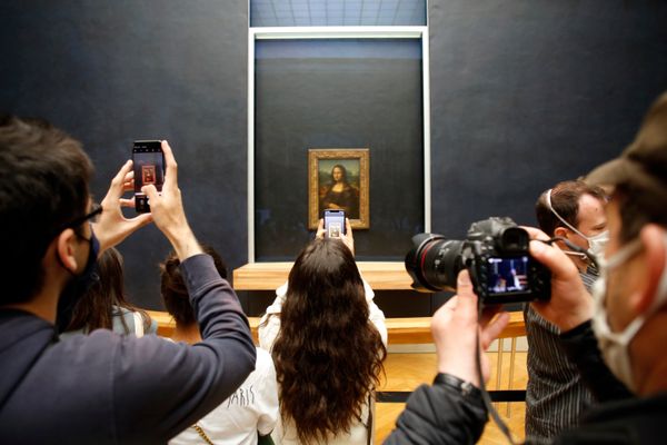 Mona Lisa Back at Work, Visitors Limited, as Louvre Reopens